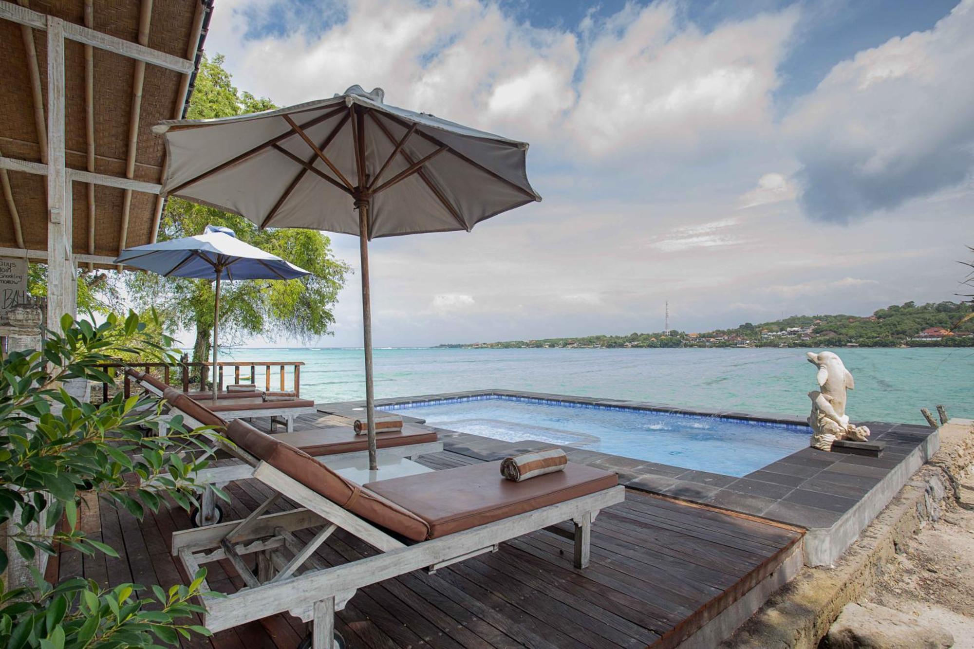 Wooden Beach Sunset Cottages Nusa Lembongan  Exterior photo